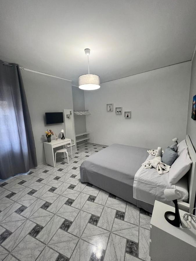 We' Home Nápoly Kültér fotó