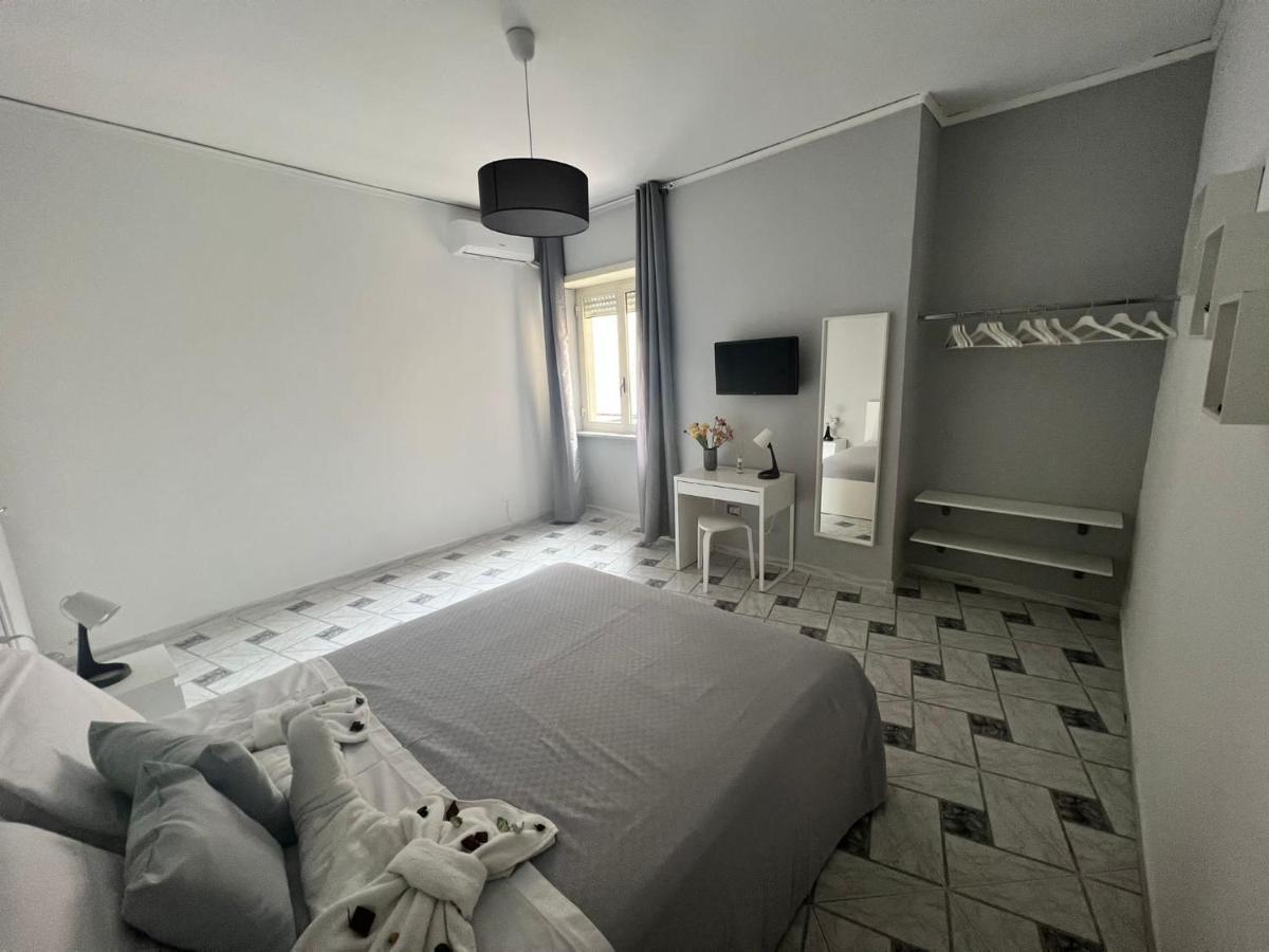 We' Home Nápoly Kültér fotó