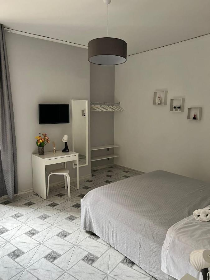 We' Home Nápoly Kültér fotó