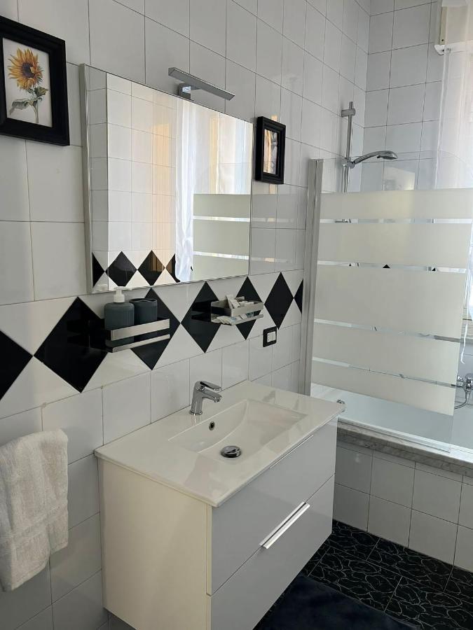 We' Home Nápoly Kültér fotó